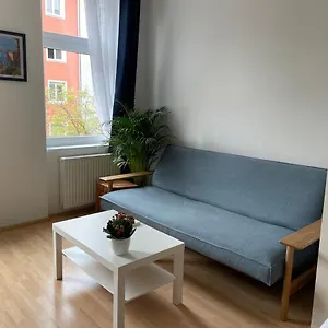 Central Sunny Flat With Free Parking Apartament